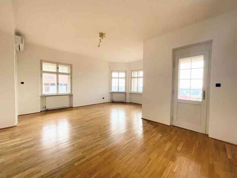 Prodej rodinné domy, 300 m² - Nový Bor - Arnultovice - foto 11