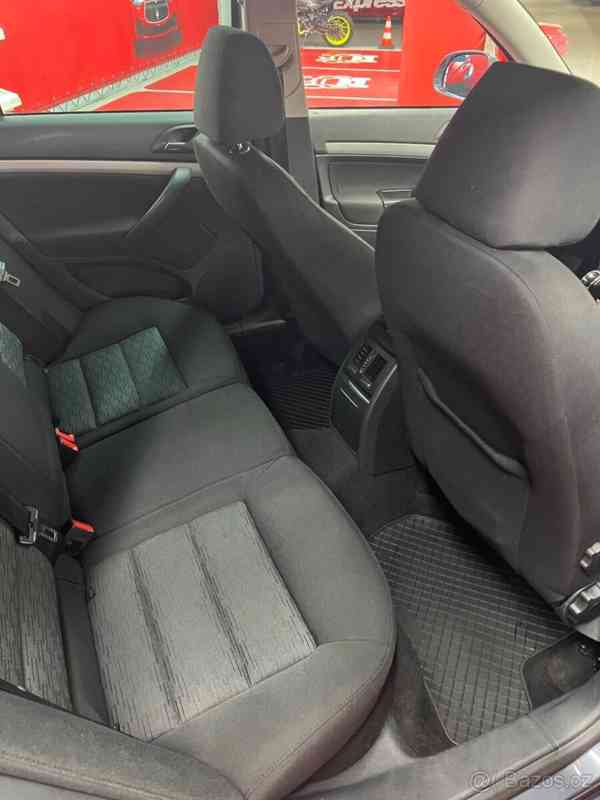 Škoda Octavia 1,6   TDI - foto 9