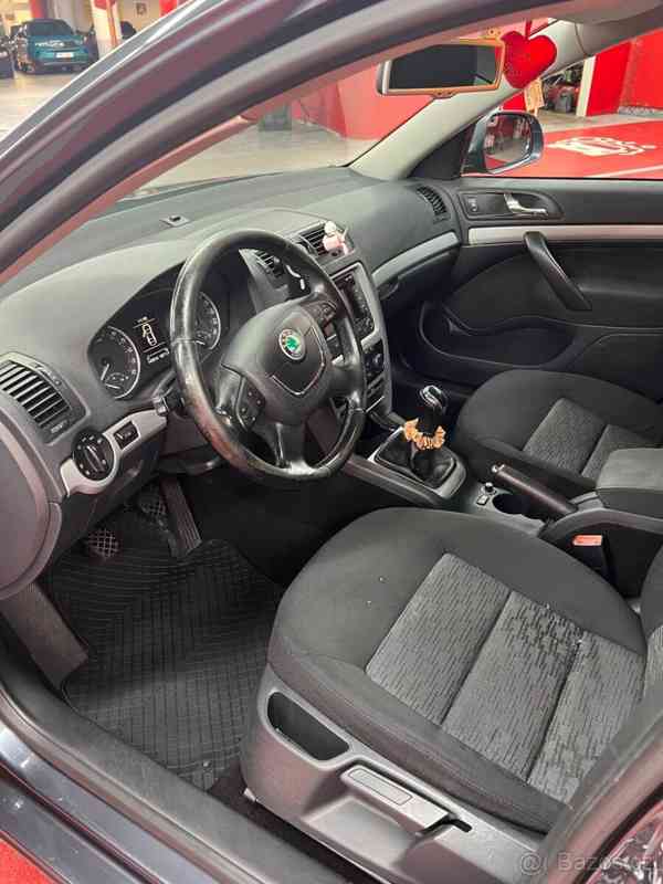 Škoda Octavia 1,6   TDI - foto 13