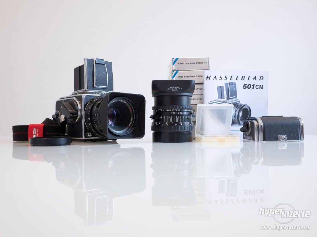 Prodám/vyměním Hasselblad 501CM +80mm +60mm +příslušenství - foto 1