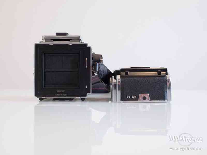 Prodám/vyměním Hasselblad 501CM +80mm +60mm +příslušenství - foto 11