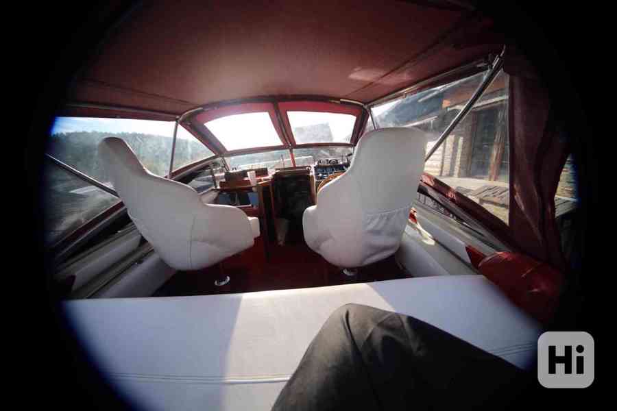 Motorova lod 8,5 m - foto 13