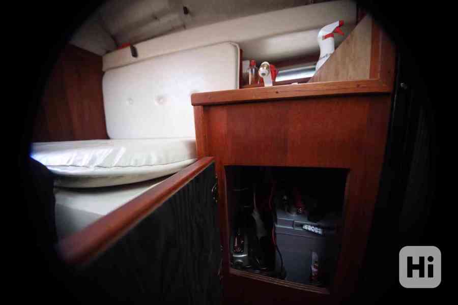 Motorova lod 8,5 m - foto 12