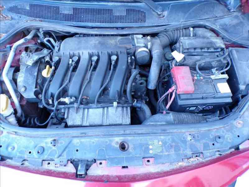 Renault Megane 2,0 16V CC - foto 12
