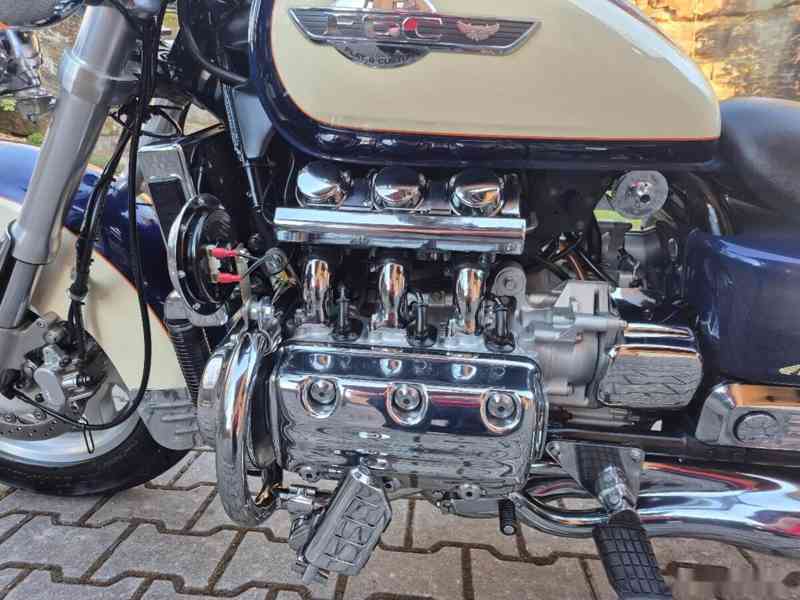 Honda F6C Valkyrie - SUPER STAV + VÝBAVA - 29 000 KM 199.900 - foto 9