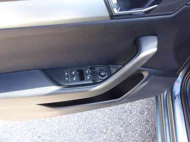 Škoda Superb 2.0 TDI Combi r.v.2019 (110 kw) - foto 6