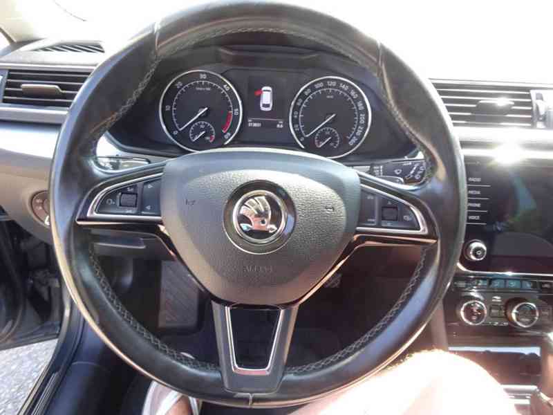 Škoda Superb 2.0 TDI Combi r.v.2019 (110 kw) - foto 11