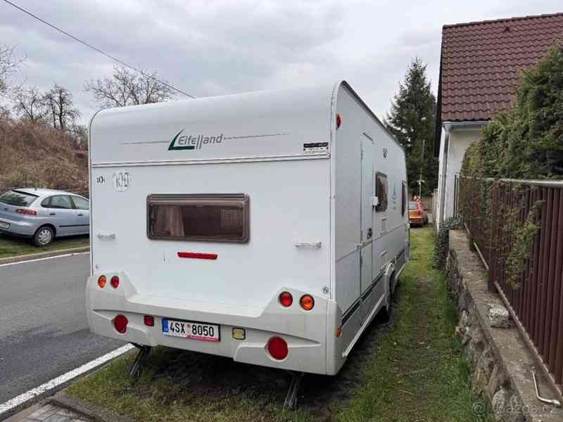 Ostatní Prostorný rodinný karavan Eife - foto 3