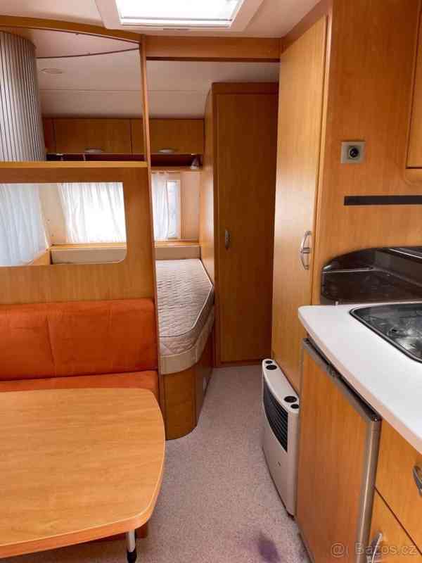 Ostatní Prostorný rodinný karavan Eife - foto 6