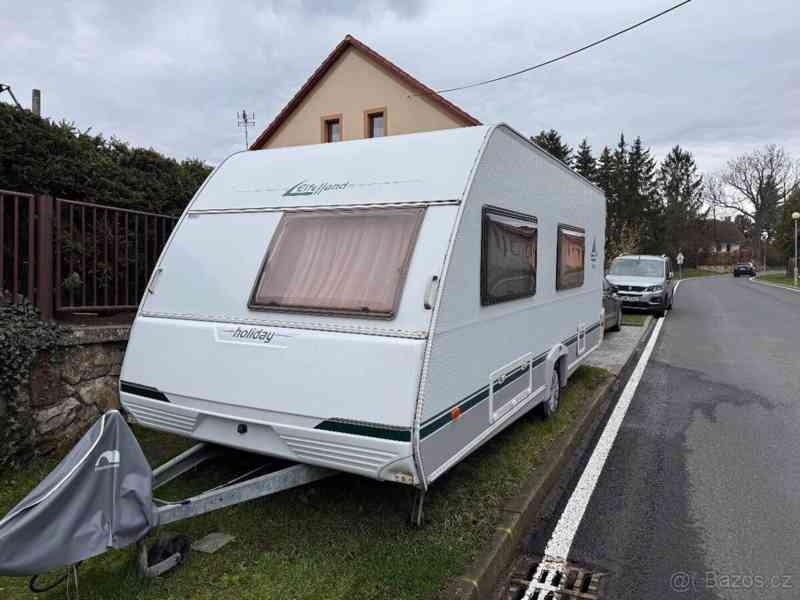 Ostatní Prostorný rodinný karavan Eife - foto 4