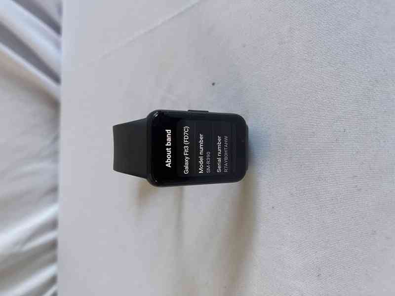Samsung Fit3 SM-R390 chytrý náramek - plně funkční - foto 5