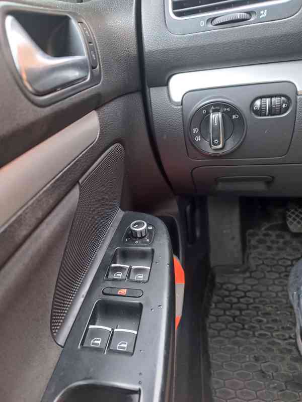 VW Golf 6 Variant 1.6tdi 105ps - foto 4