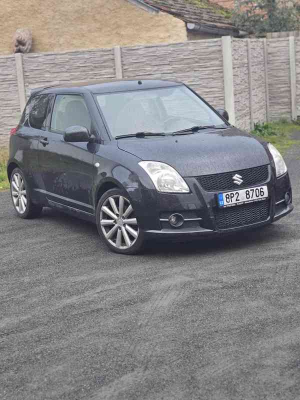 Suzuki Swift - foto 3