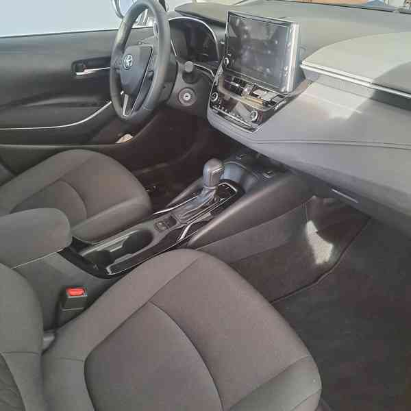 Toyota Corolla 1.5/92 kW automat - foto 8