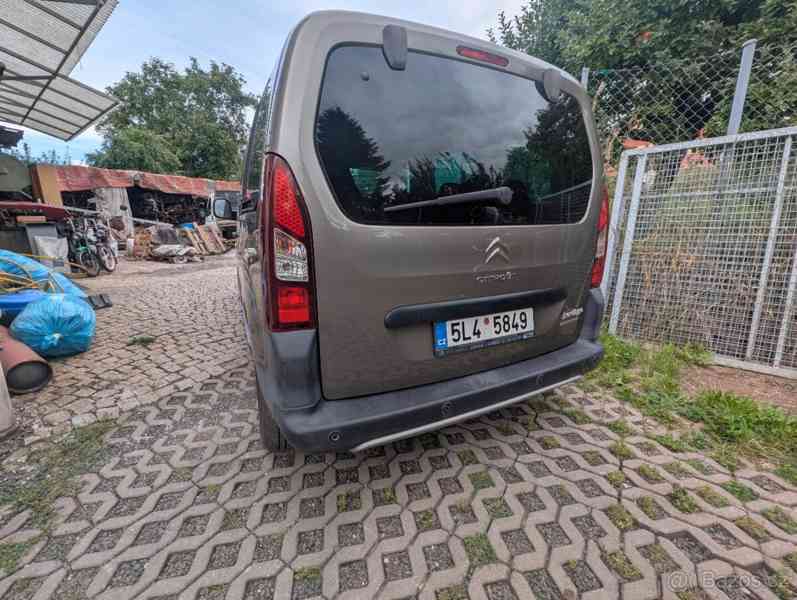Citroën Berlingo 1,6 - foto 10