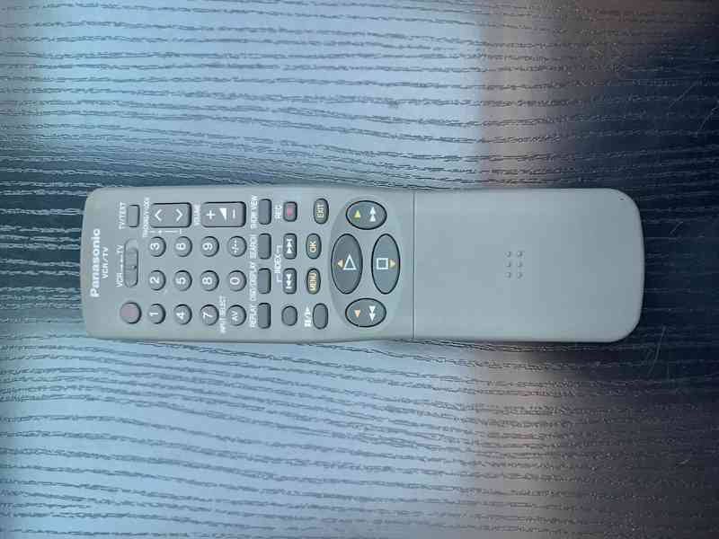 Video Panasonic NV-FJ612 + zdarma 10 kazet - foto 8