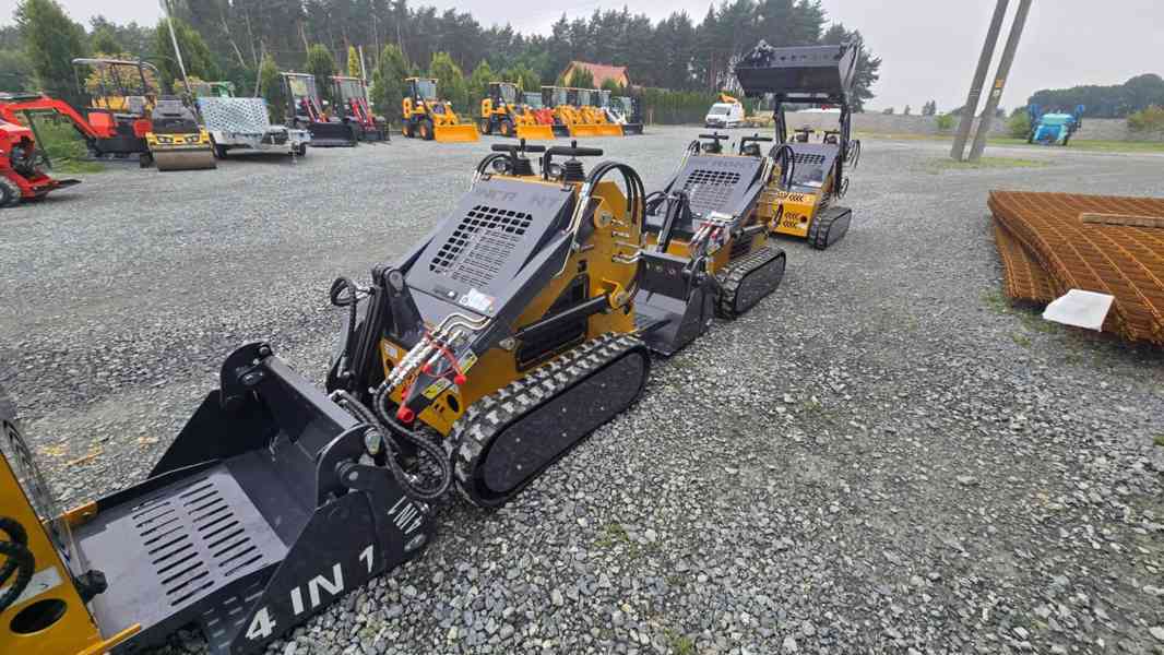 Mini pásový nakladač YF380 25 HP 890 kg, lžíce 4v1 - foto 9