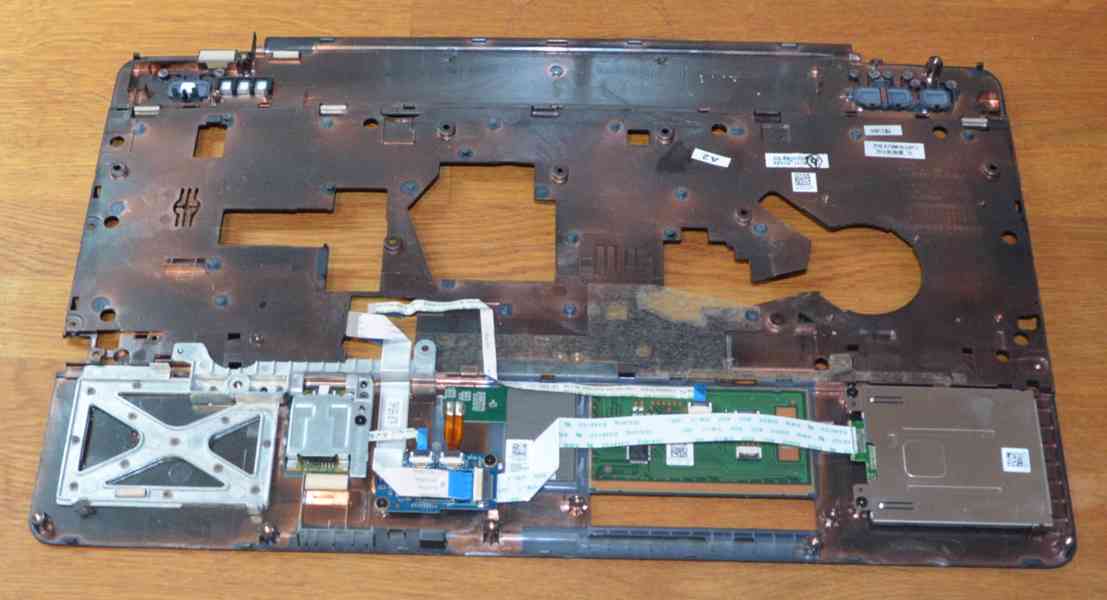 Komponenty pro notebooky DELL - foto 3