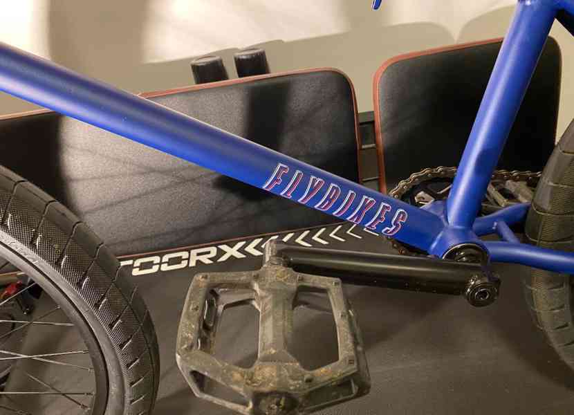 Freestyle BMX kolo - FLY BIKES Electron 21" BLUE - foto 6
