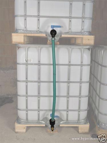 Nádrž na vodu 1000l - ibc kontejner PRŮPOJ - foto 1