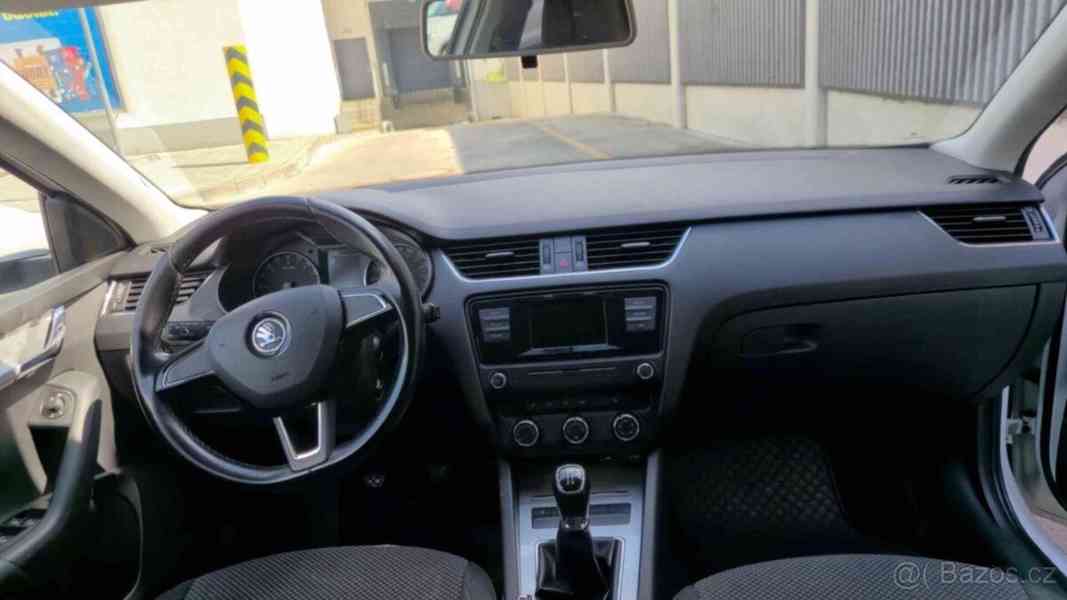 Škoda Octavia 1,6   TDI Kombi v perfektním stavu - foto 5