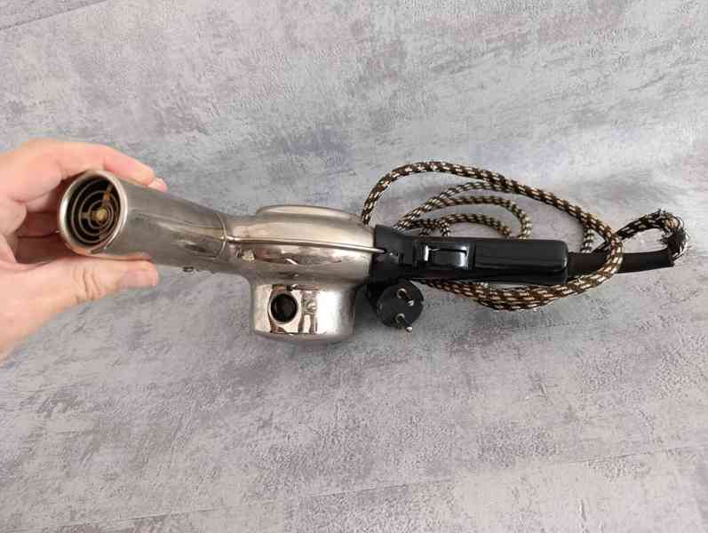 Starý značkový fén AEG – chromovaný kov, textilní kabel, krá - foto 11