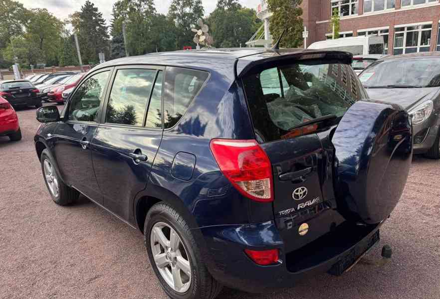 Toyota RAV 4 2.0i 4x4 Sol benzín 112kw - foto 14