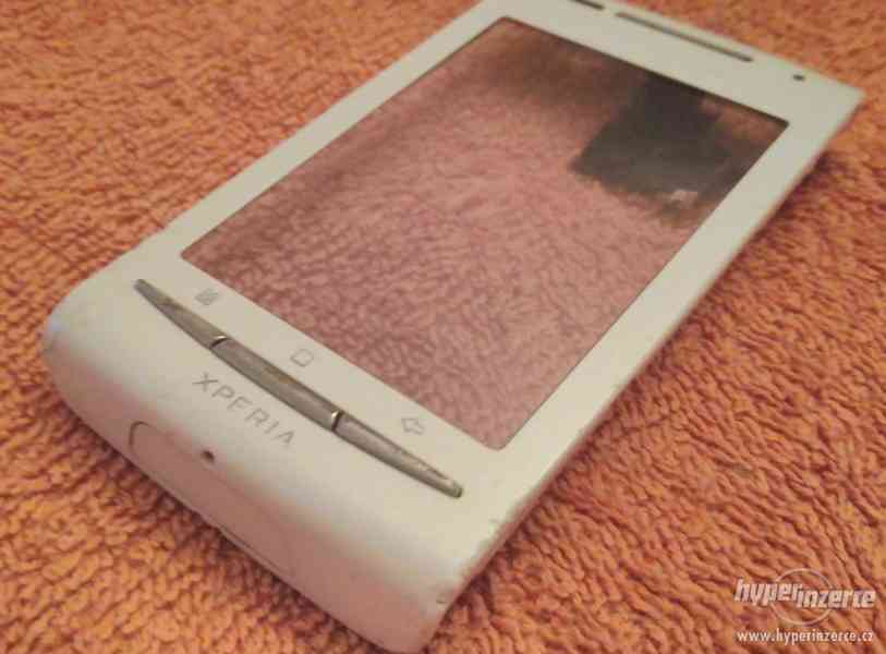 Sony Ericsson Xperia X8 - přední a zadní kryt. - foto 6