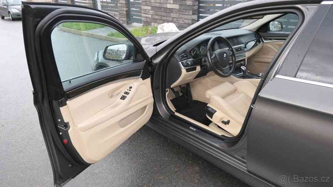 BMW Řada 5 3,0   530d F11 180kW manuální převod - foto 6