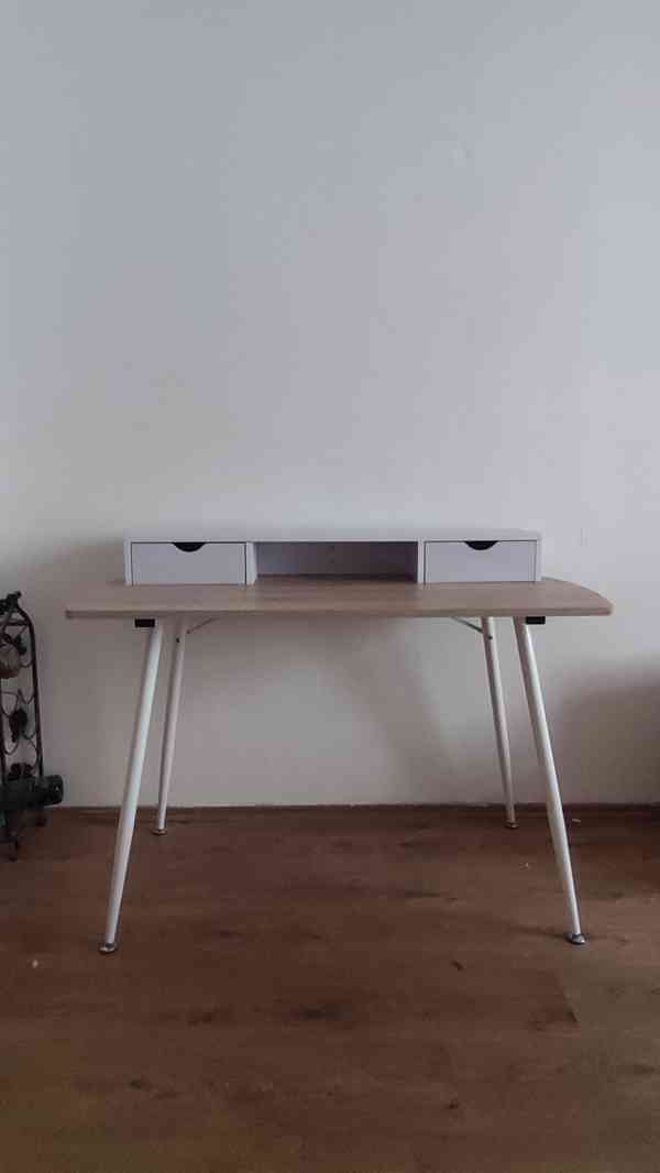 Psací/PC stůl se židlí  - foto 3
