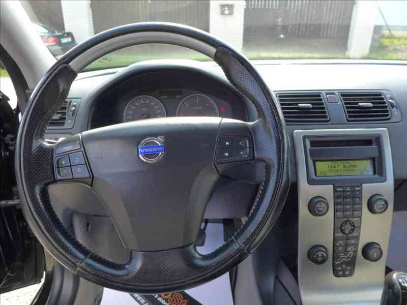 Volvo C30 2,0 D R-DESIGN, BEZ INVESTIC - foto 7