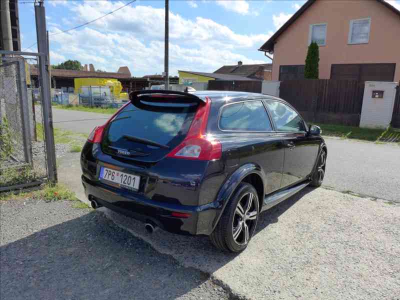 Volvo C30 2,0 D R-DESIGN, BEZ INVESTIC - foto 3