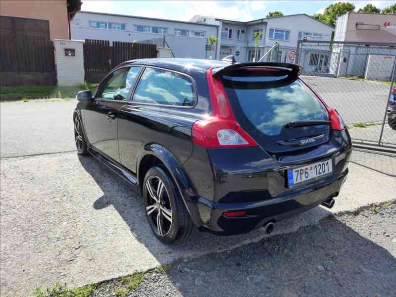Volvo C30 2,0 D R-DESIGN, BEZ INVESTIC - foto 4