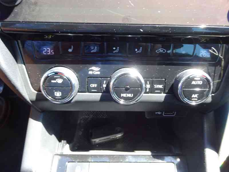 Škoda Octavia 2.0 TDI Combi r.v.2017 (110 kw) stk:5/2027 - foto 10