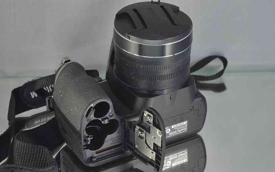 Fujifilm FinePix S4300 *26x Op.Zoom*HDV*SR AUTO - foto 8