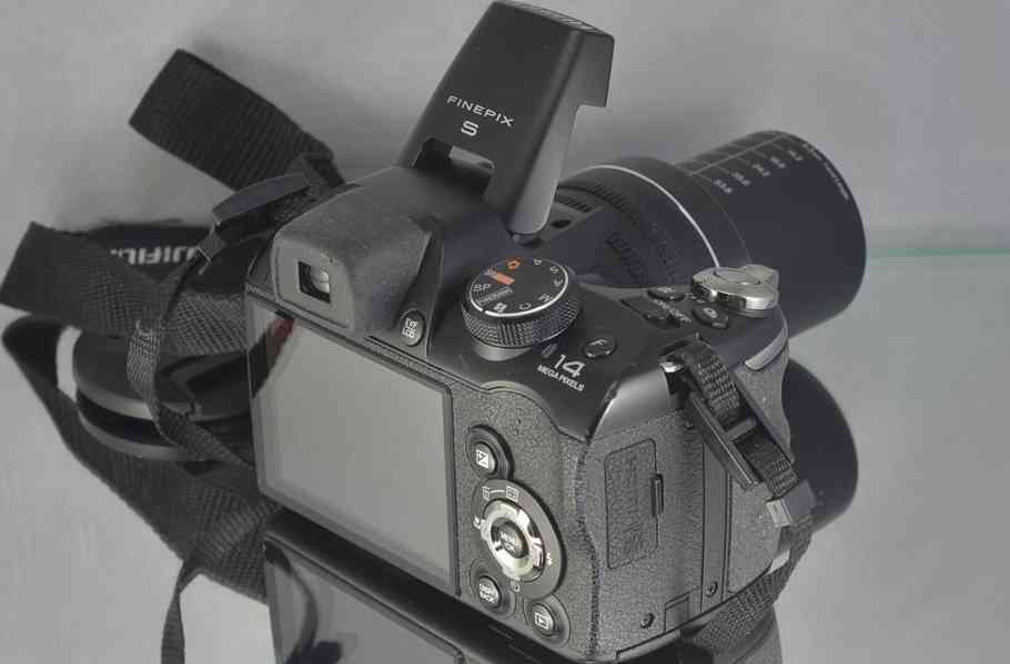 Fujifilm FinePix S4300 *26x Op.Zoom*HDV*SR AUTO - foto 7