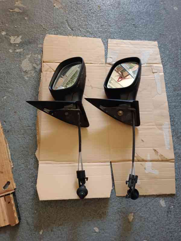 Pravé zrcátko Fabia manuální - foto 3