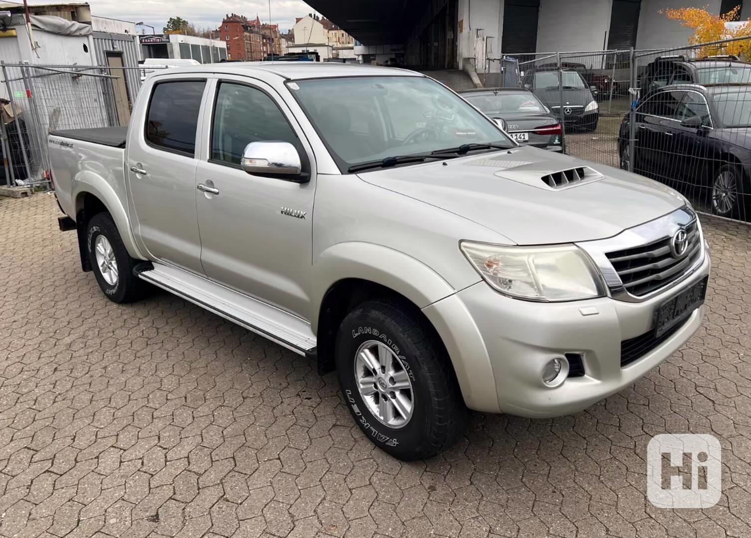 Toyota Hilux 2,5 D4D 4x4 106kw - foto 1