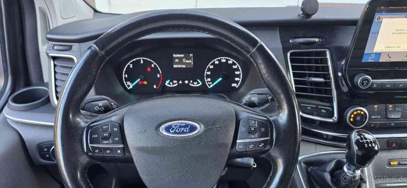 Ford Tourneo Custom 2,0   TDCi 130 k – 9 míst - foto 9