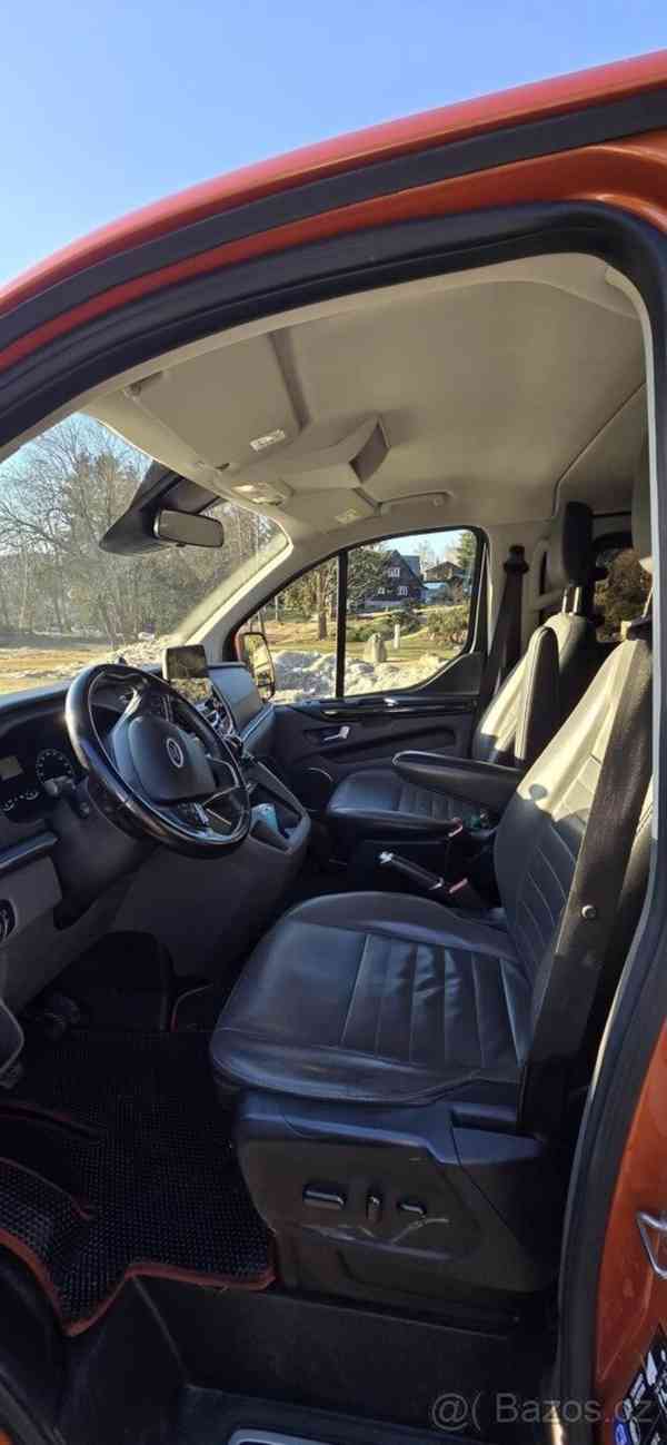Ford Tourneo Custom 2,0   TDCi 130 k – 9 míst - foto 6