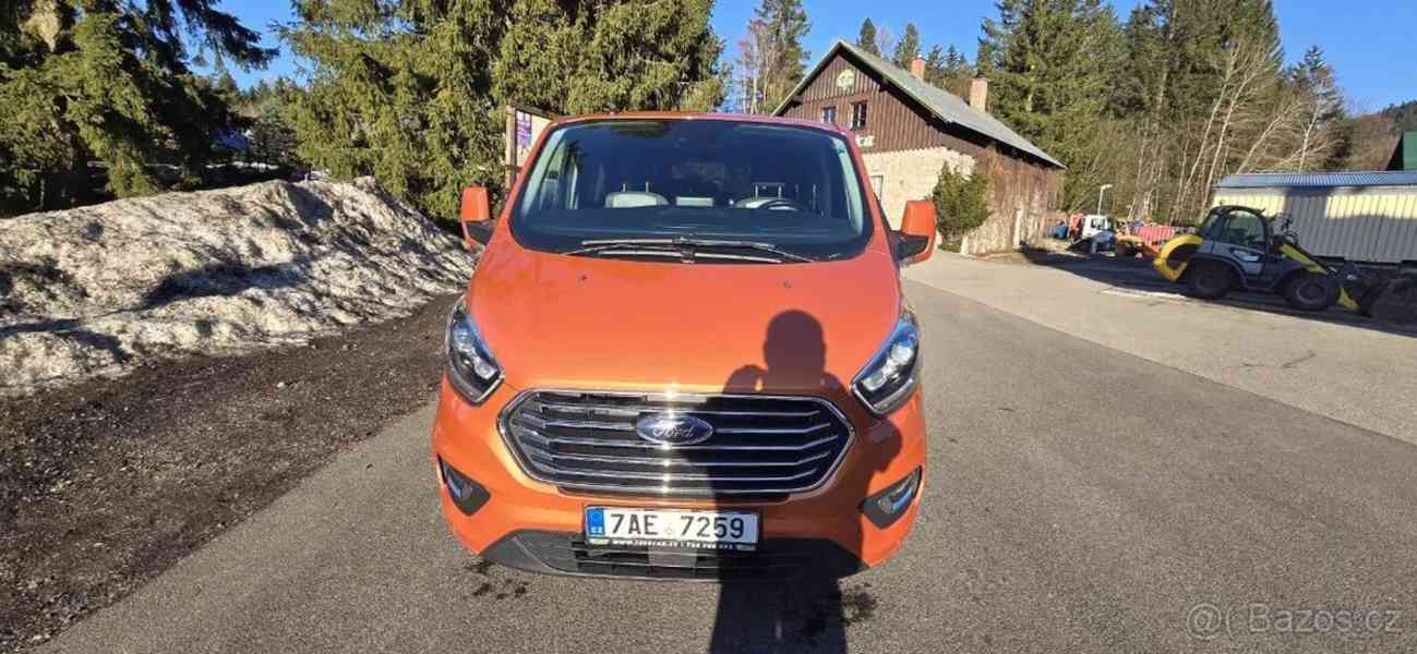 Ford Tourneo Custom 2,0   TDCi 130 k – 9 míst - foto 1