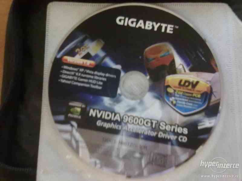 Samsung 19"  + Ge-force 9600gt 1GB + darky - foto 8