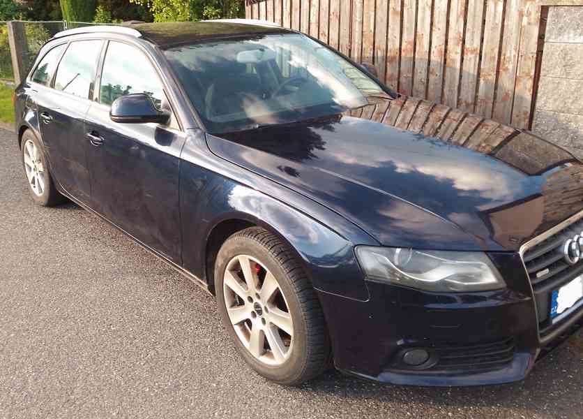 Audi A4 b8  - foto 2