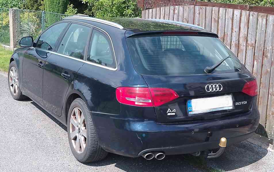 Audi A4 b8  - foto 4
