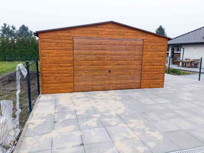 Plechova garáž 6x6m - výklopná vrata - dveře - 2x okno TS896 - foto 3
