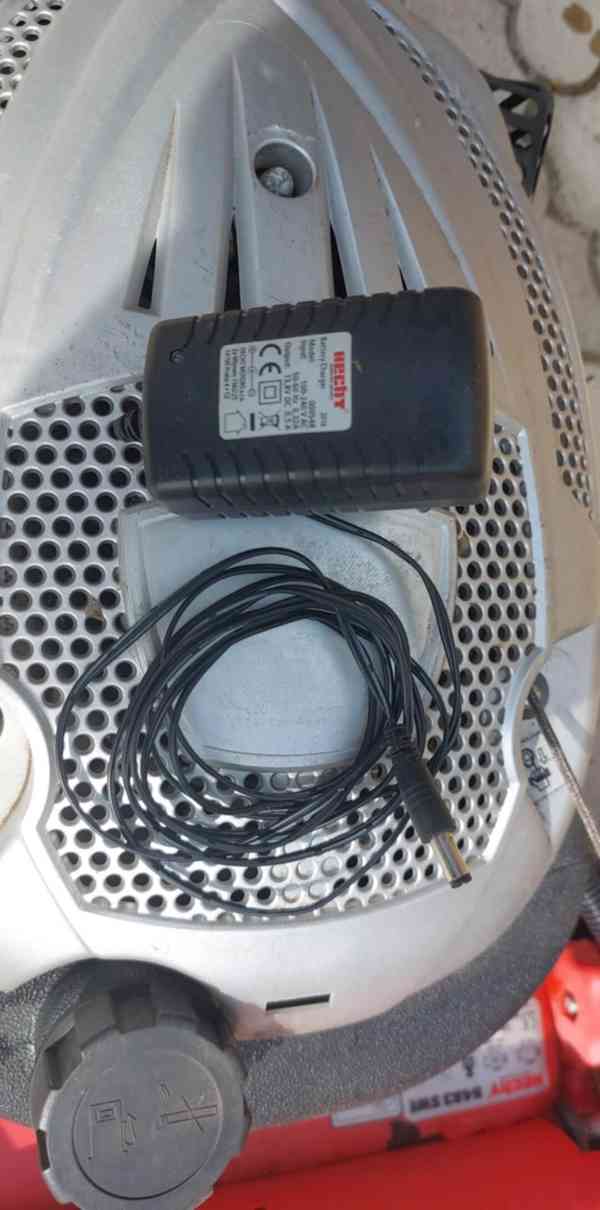 Sekačka HECHT s Elektrický startérem a pojezdem,nová baterie - foto 5