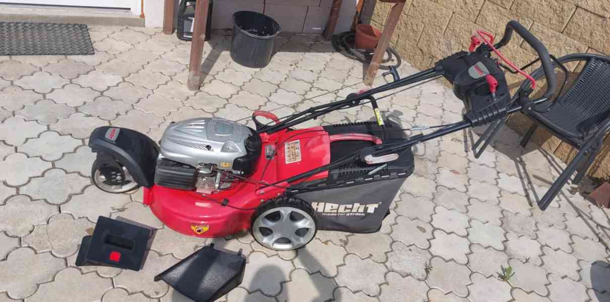 Sekačka HECHT s Elektrický startérem a pojezdem,nová baterie - foto 6