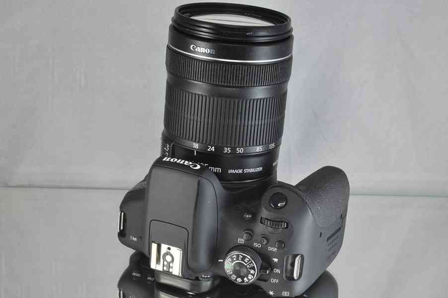 Canon EOS 750D+ 18-135mm f/3,5-5,6 IS STM 4600 Exp - foto 6