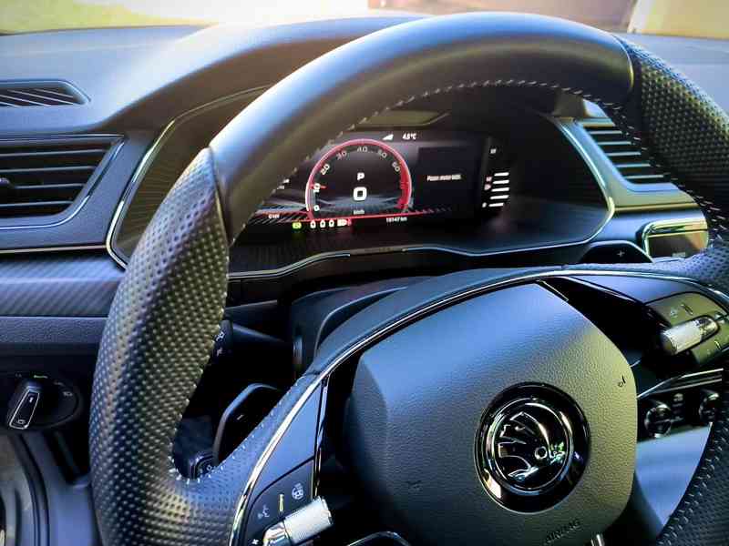 Škoda Superb Sportline 2.0 TSI | 190 koní | Záruka - foto 8