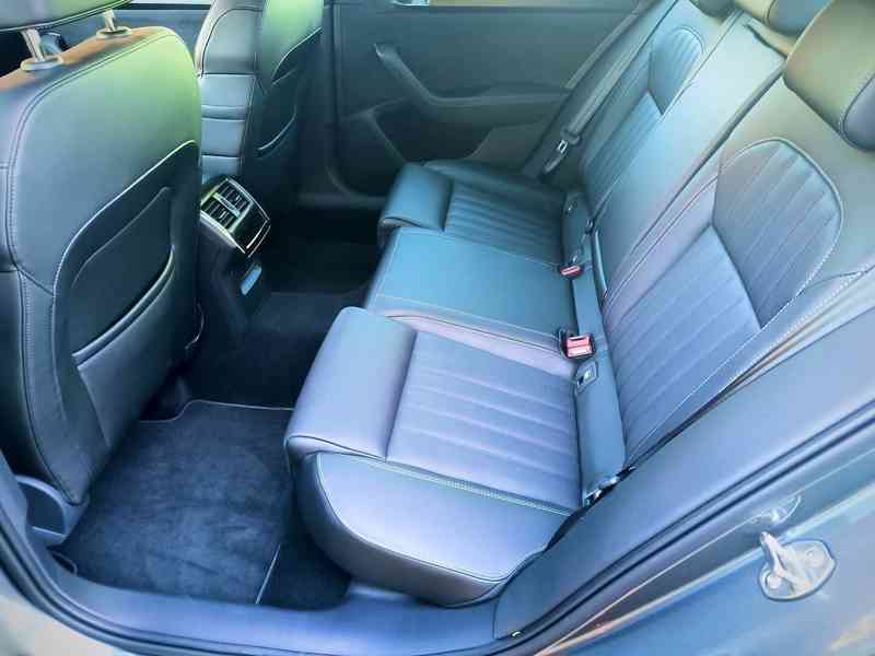 Škoda Superb Sportline 2.0 TSI | 190 koní | Záruka - foto 11